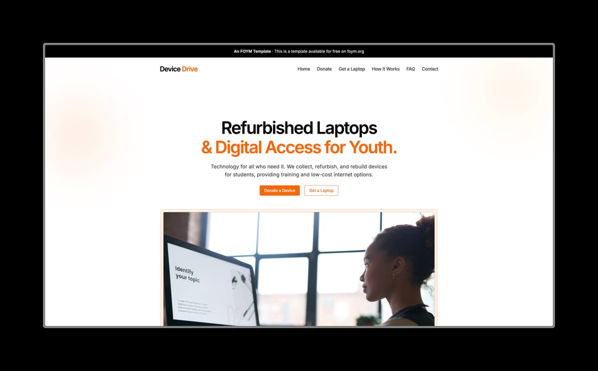 An image of the Device Drive template website designed by Ruslan Mukhamedvaleev.
