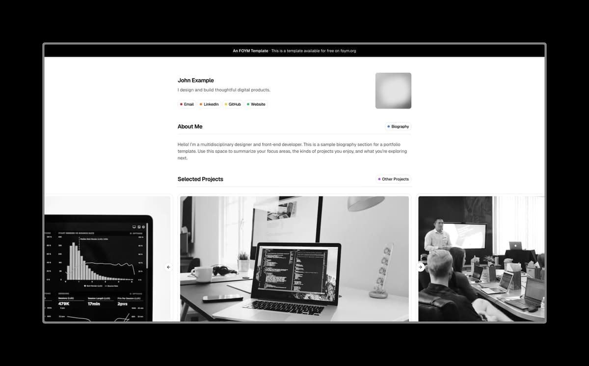 An image of the Portfolio Version 2 template website designed by Ruslan Mukhamedvaleev.